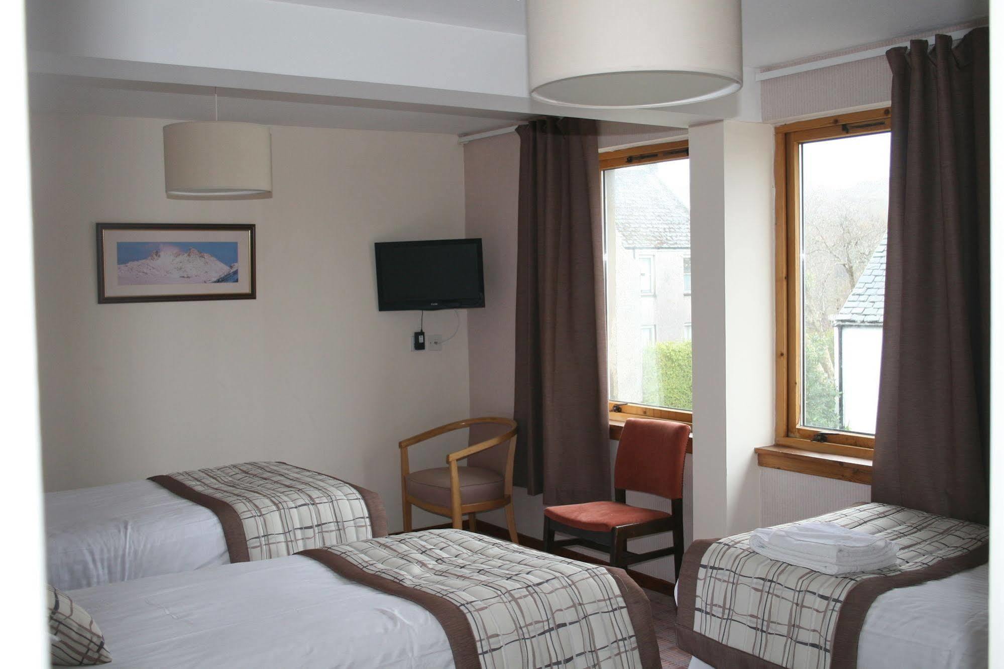 Kings Arms Hotel - A Bespoke Hotel Kyleakin Zewnętrze zdjęcie